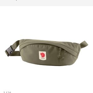 Fjallraven~ Ulvo hip pack /Medium.. New!